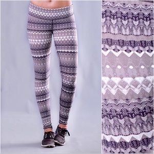 Alo Airbrush Legging -  S / Arctic